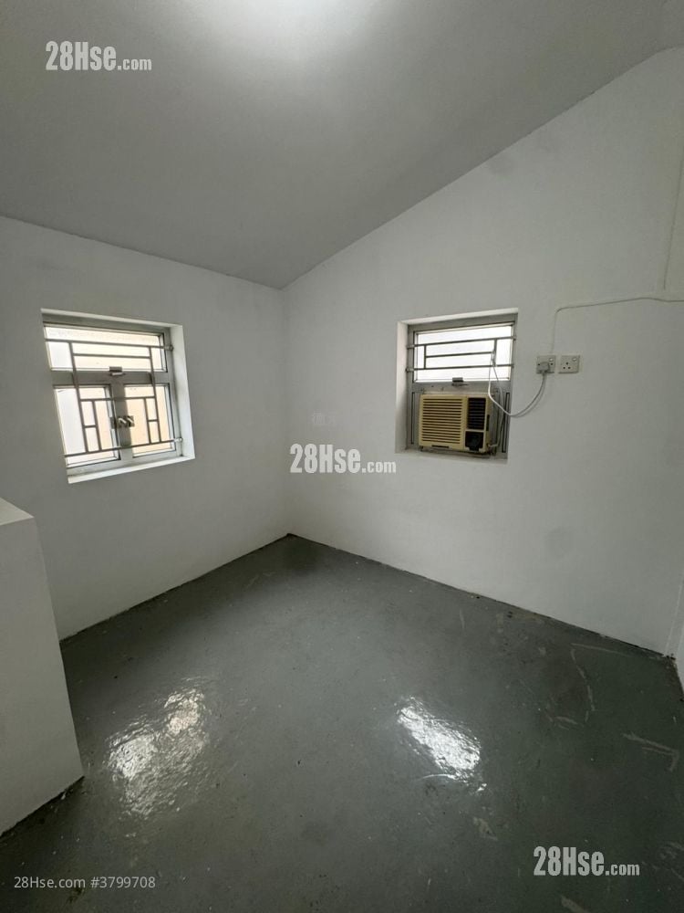 村屋 租盘 2 房 , 1 浴室