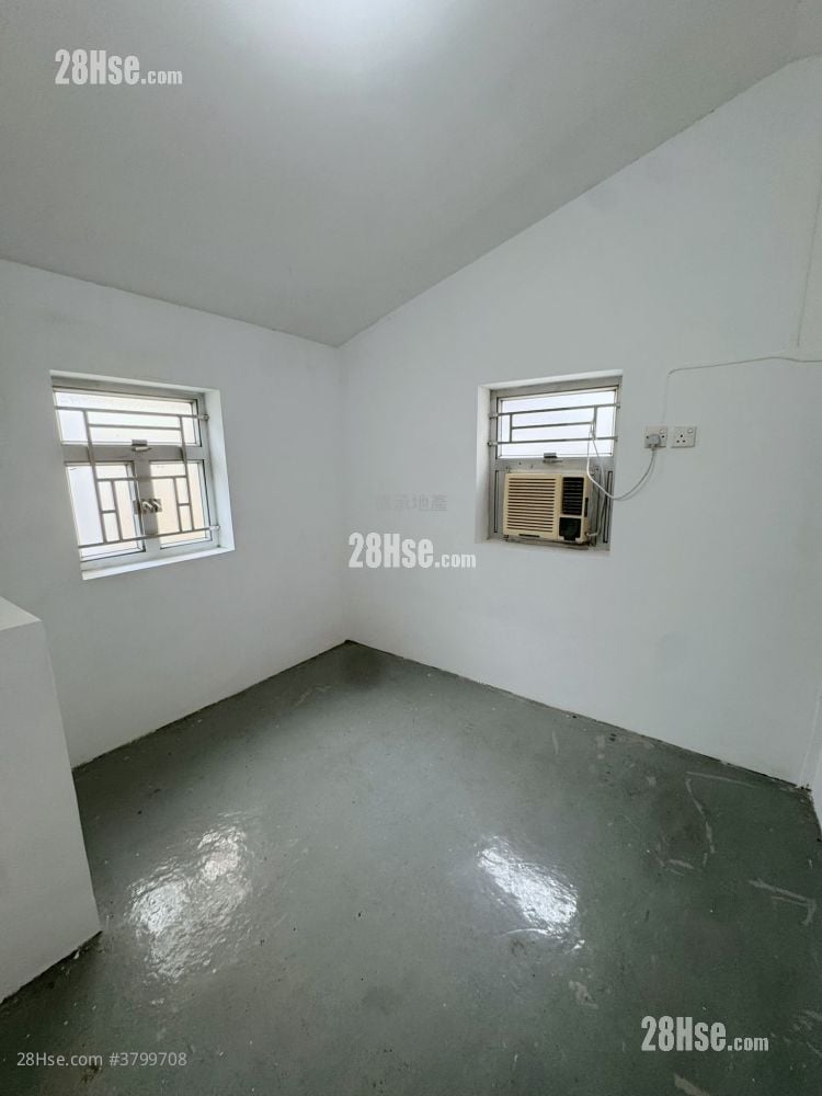 村屋 租盘 2 房 , 1 浴室