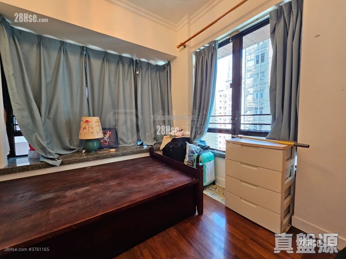 Bella Vista Sell 1 Bedroom , 1 Bathroom 383 ft²