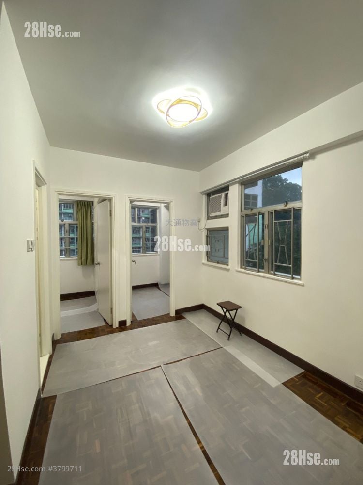 Hong Wah Mansion Rental 2 Bedrooms , 1 Bathroom 295 ft²