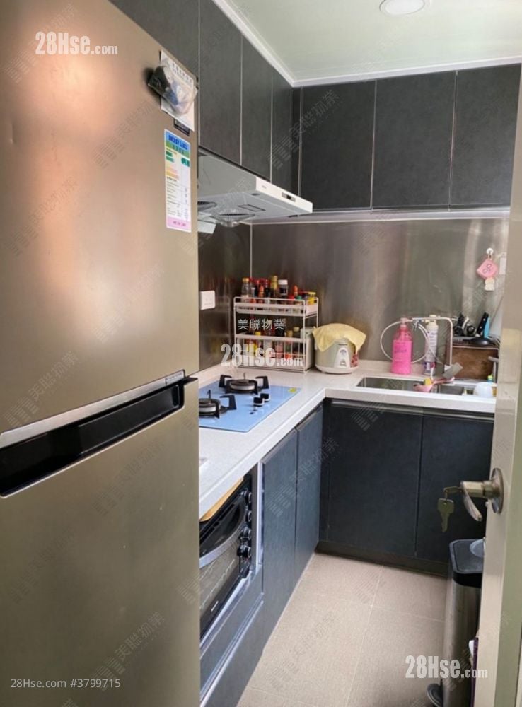 翠韵华庭 售盘 3 房 , 2 浴室 594 平方尺