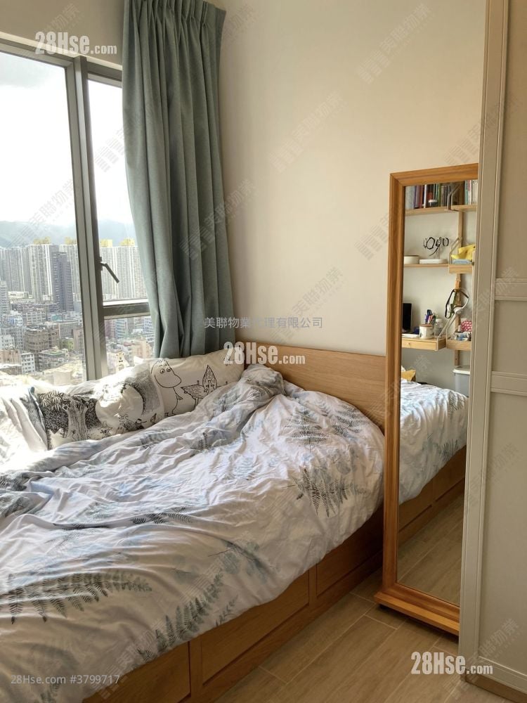 Astoria Crest Sell 1 Bedroom , 1 Bathroom 299 ft²