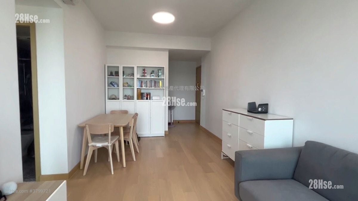 MALIBU 售盘 3 房 , 1 浴室 656 平方尺