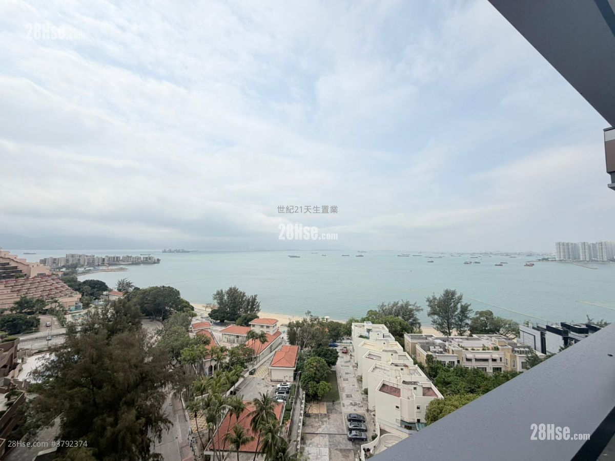 Gold Coast Bay Rental 2 Bedrooms , 1 Bathroom 545 ft²