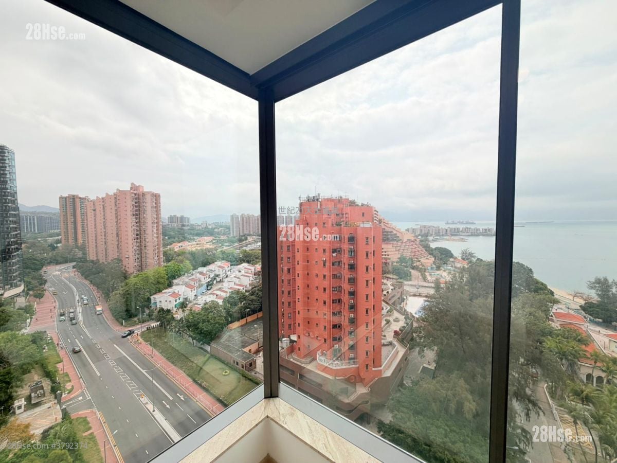 Gold Coast Bay Rental 2 Bedrooms , 1 Bathroom 545 ft²