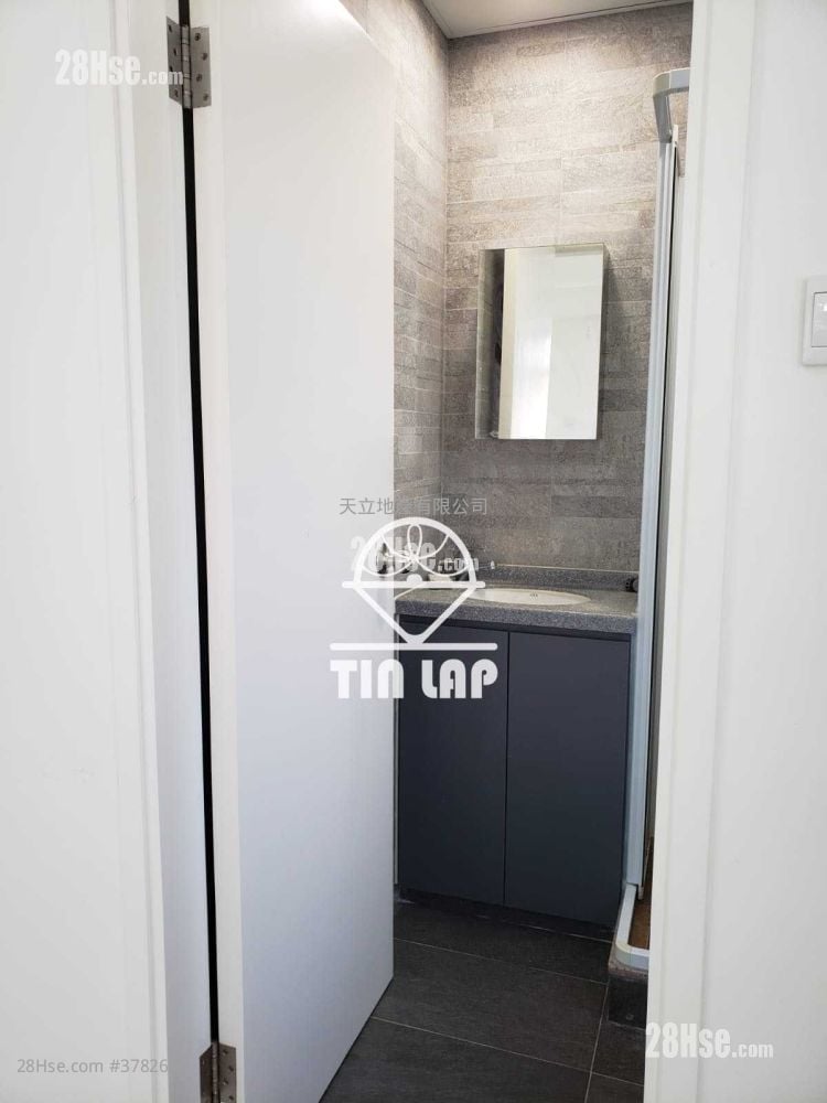 环球大厦 售盘 开放式间隔 , 1 浴室 250 平方尺