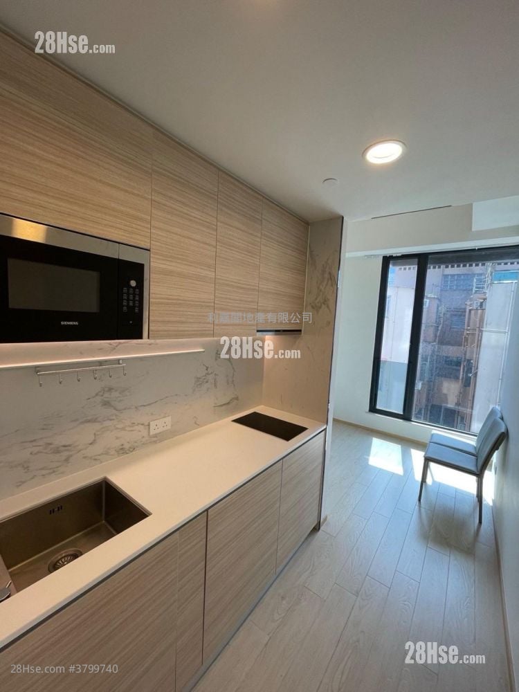 Edition 178 Sell 1 Bathroom 225 ft²