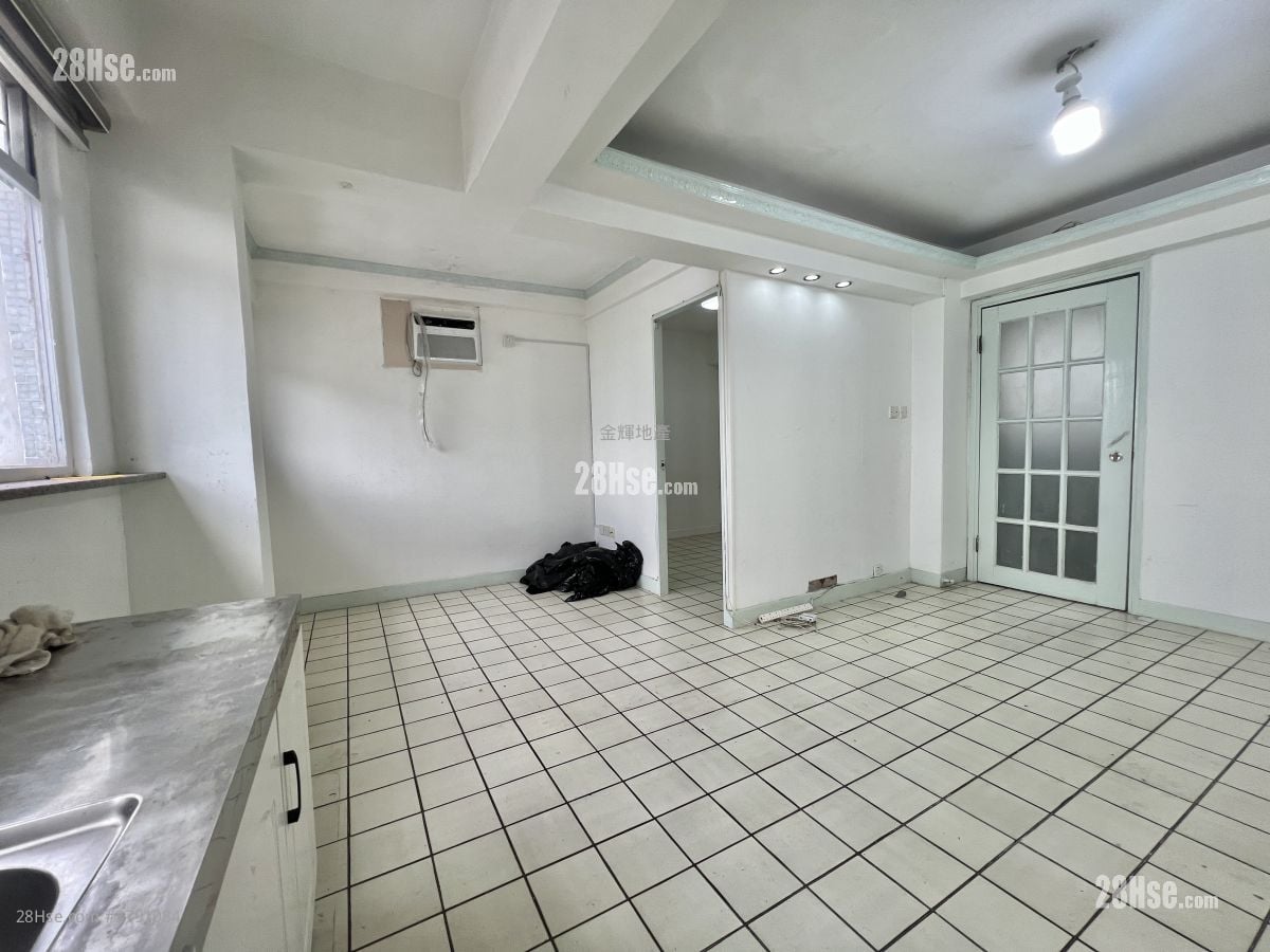 Castle Peak Bay Garden Rental 1 Bedroom , 1 Bathroom 287 ft²