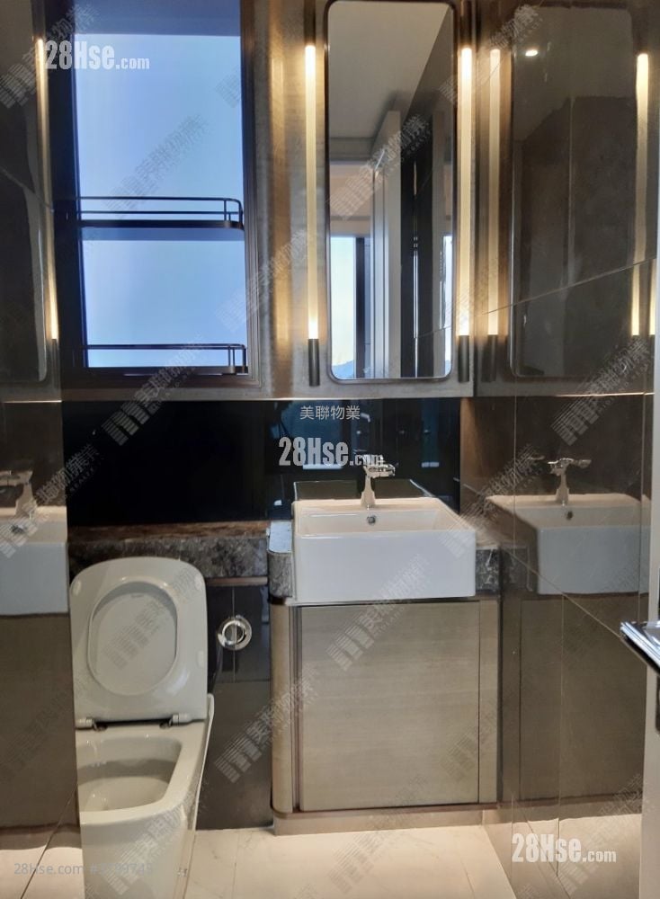 Eden Manor Sell 276 ft²