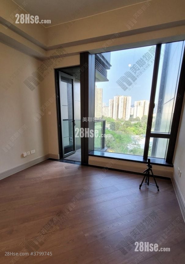 Eden Manor Sell 276 ft²