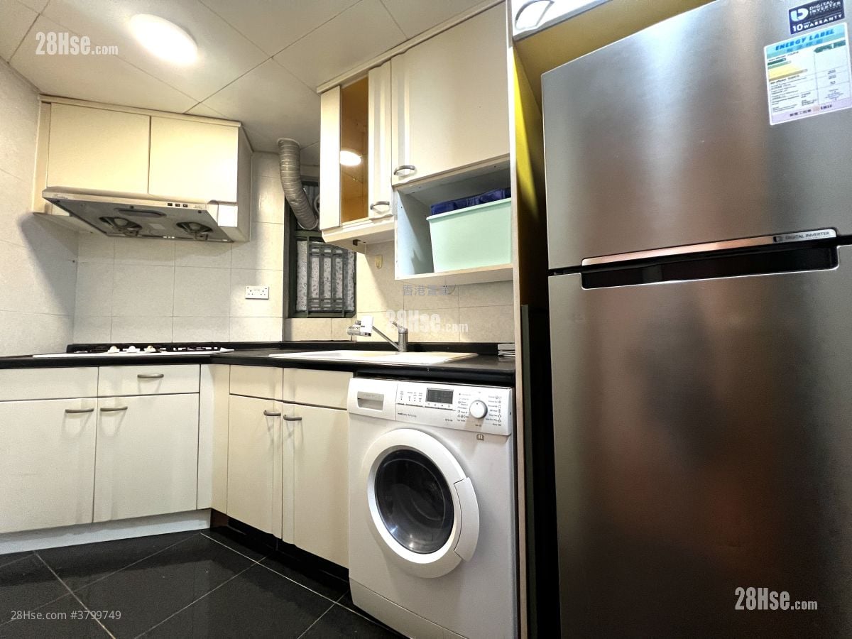 Park Avenue Rental 2 Bedrooms , 1 Bathroom 469 ft²