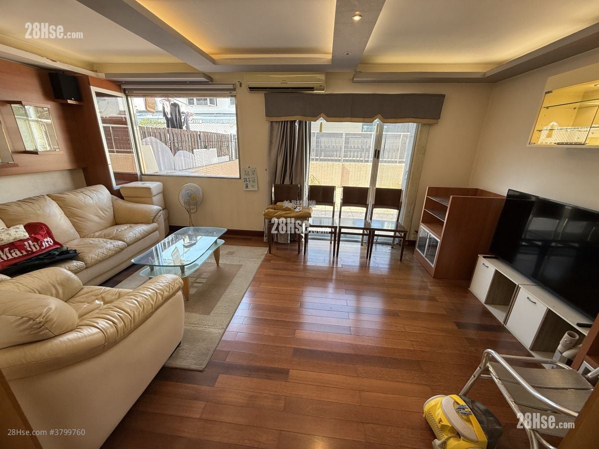 锦绣花园 售盘 3 房 , 3 浴室 950 平方尺