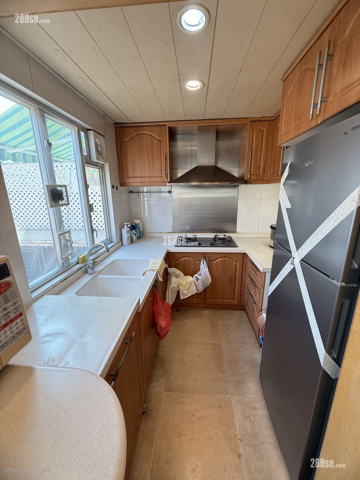 锦绣花园 售盘 3 房 , 3 浴室 950 平方尺