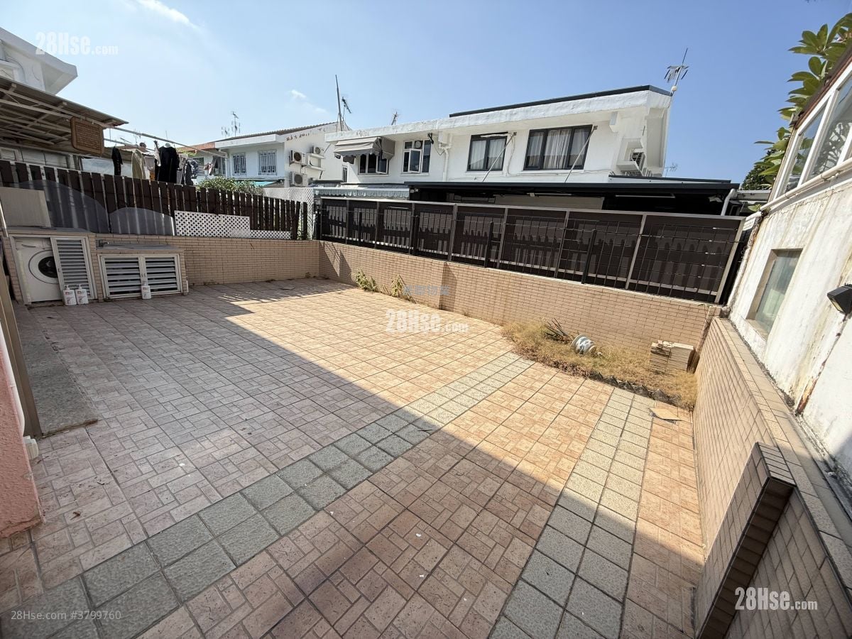 锦绣花园 售盘 3 房 , 3 浴室 950 平方尺