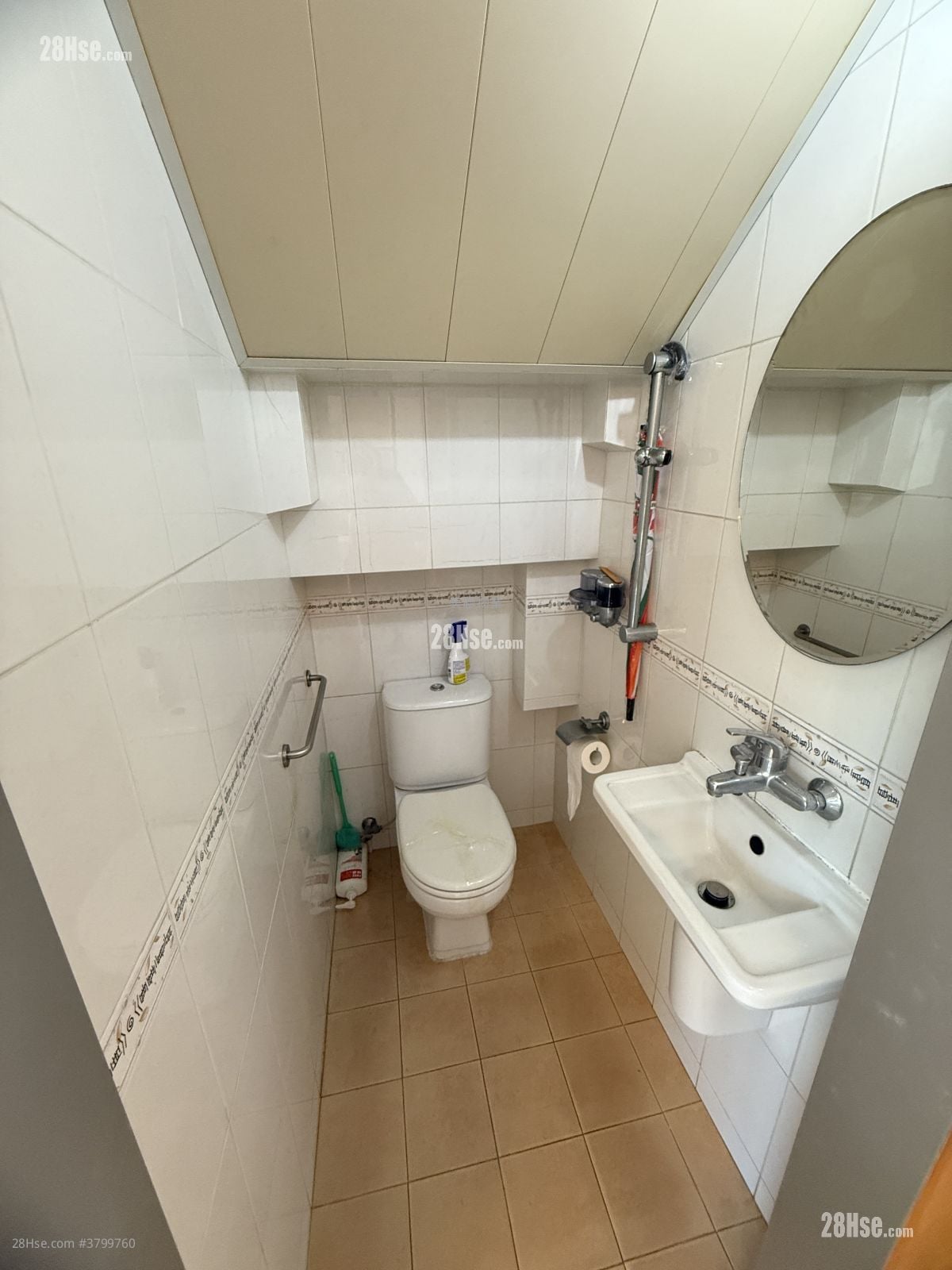 锦绣花园 售盘 3 房 , 3 浴室 950 平方尺