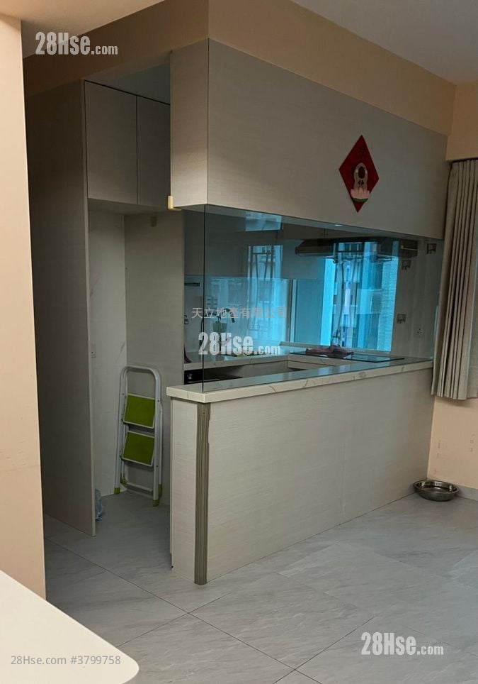 Kin Tye Lung Building Sell 2 Bedrooms , 1 Bathroom 456 ft²