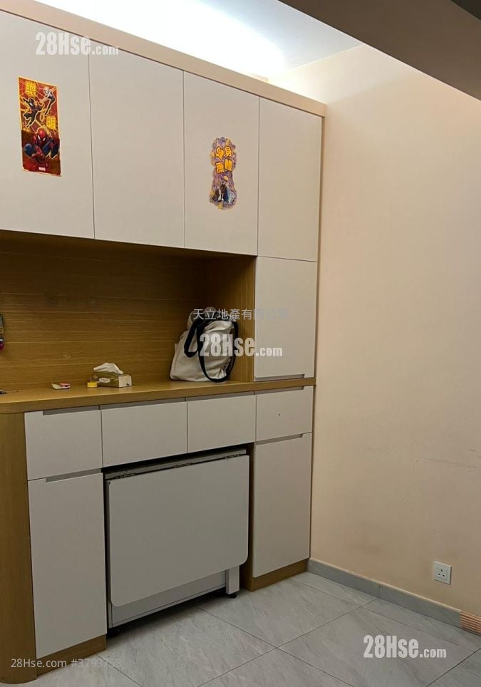 Kin Tye Lung Building Sell 2 Bedrooms , 1 Bathroom 456 ft²