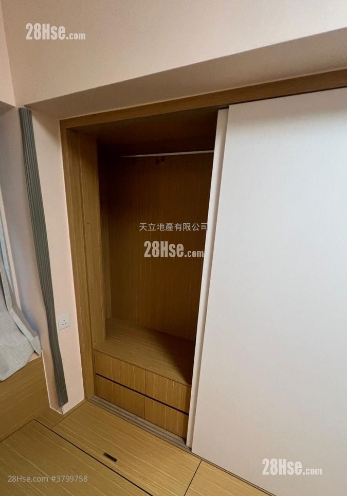 Kin Tye Lung Building Sell 2 Bedrooms , 1 Bathroom 456 ft²