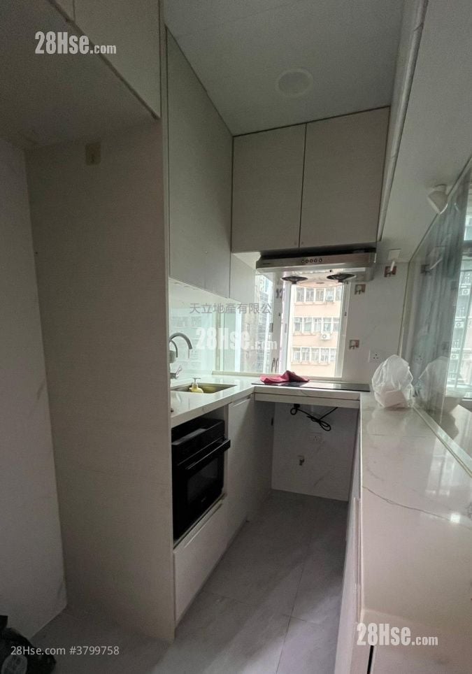 Kin Tye Lung Building Sell 2 Bedrooms , 1 Bathroom 456 ft²