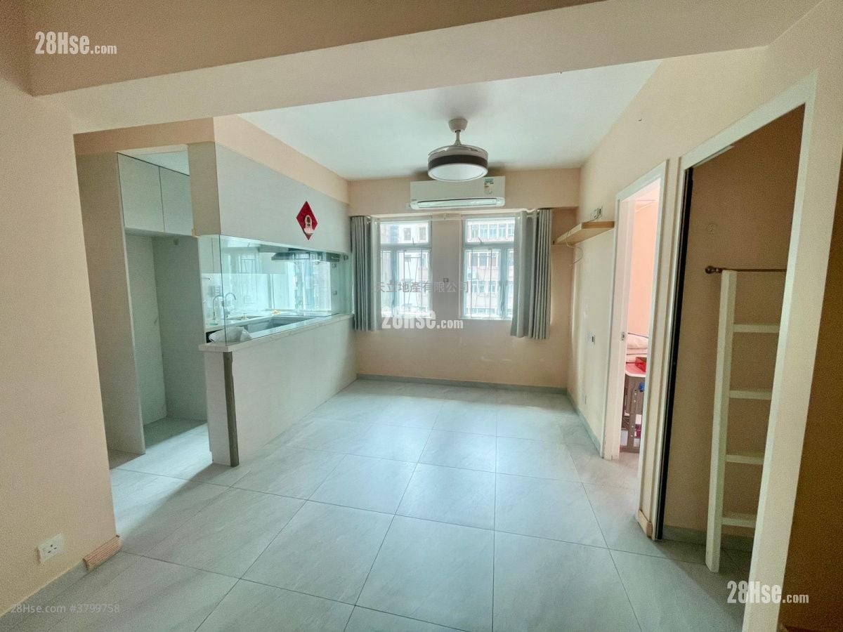 Kin Tye Lung Building Sell 2 Bedrooms , 1 Bathroom 456 ft²