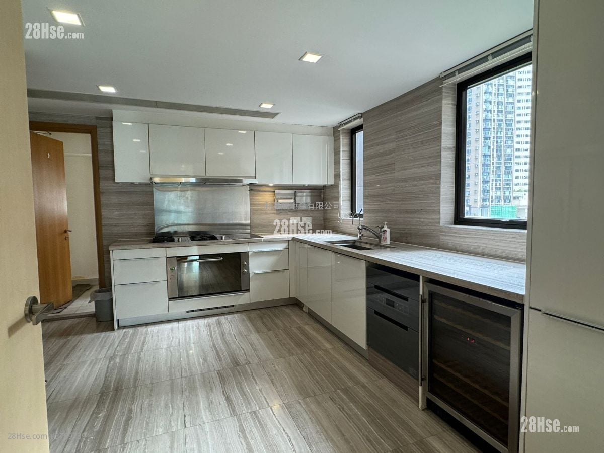 云晖大厦 售盘 3 房 1,567 平方尺