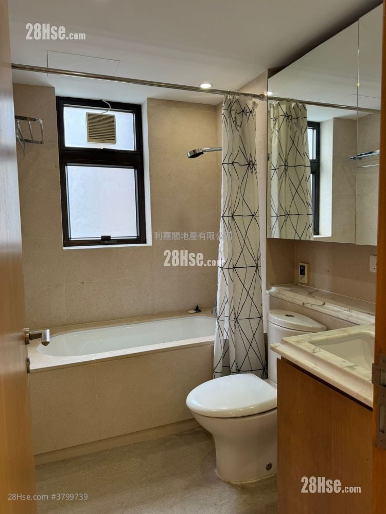 云晖大厦 售盘 3 房 1,567 平方尺