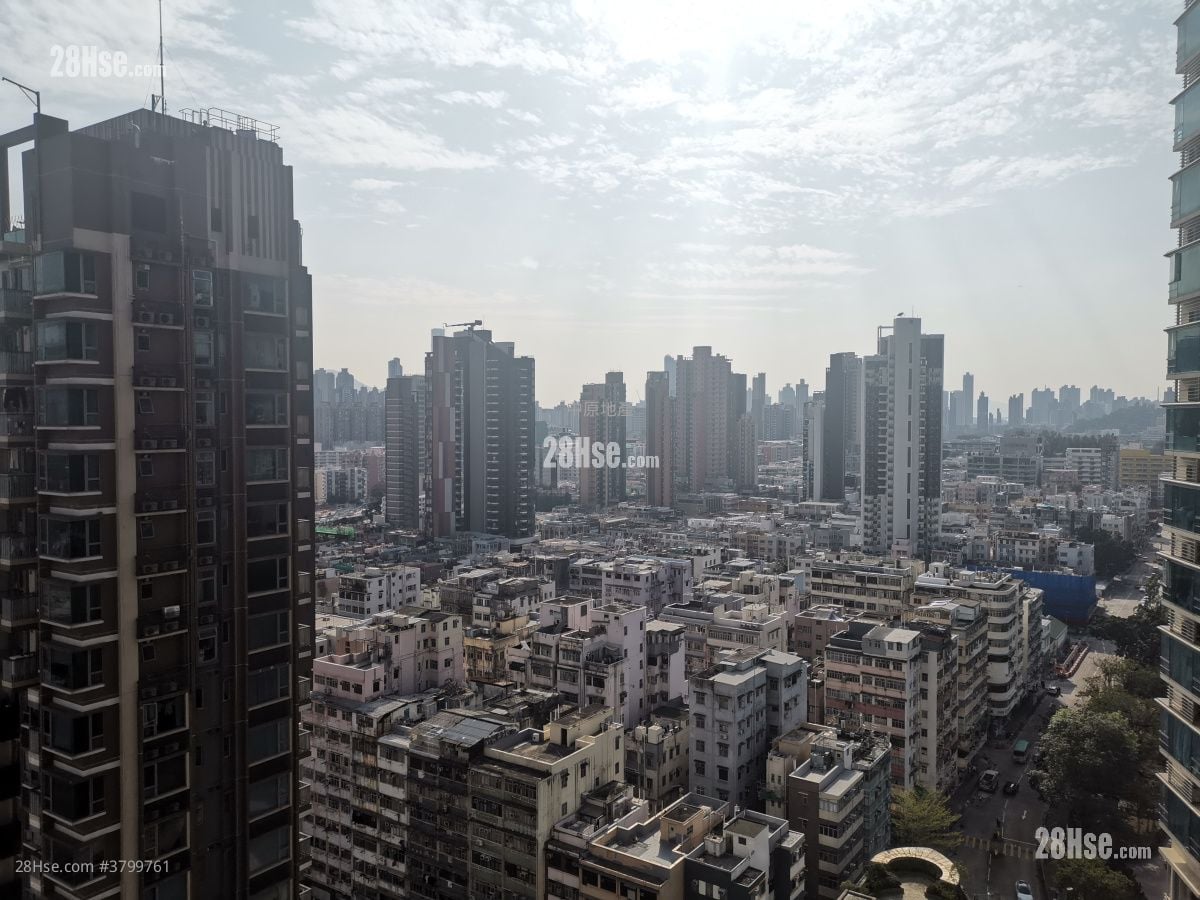 豪门 售盘 3 房 , 2 浴室 870 平方尺