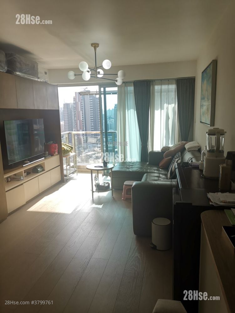 豪门 售盘 3 房 , 2 浴室 870 平方尺