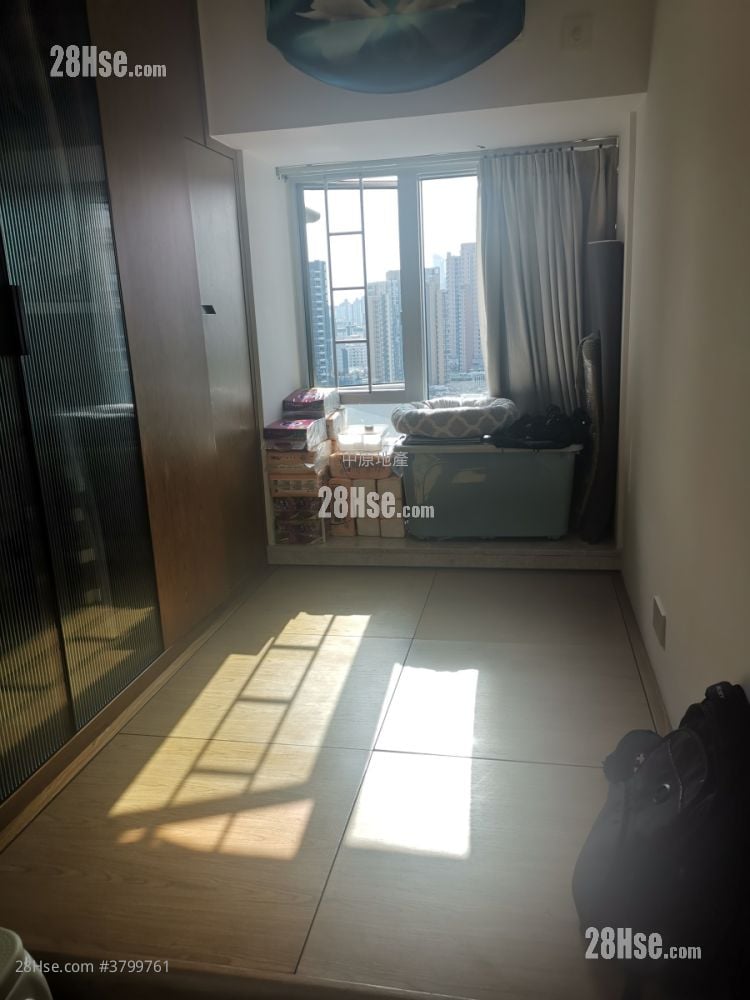 豪门 售盘 3 房 , 2 浴室 870 平方尺