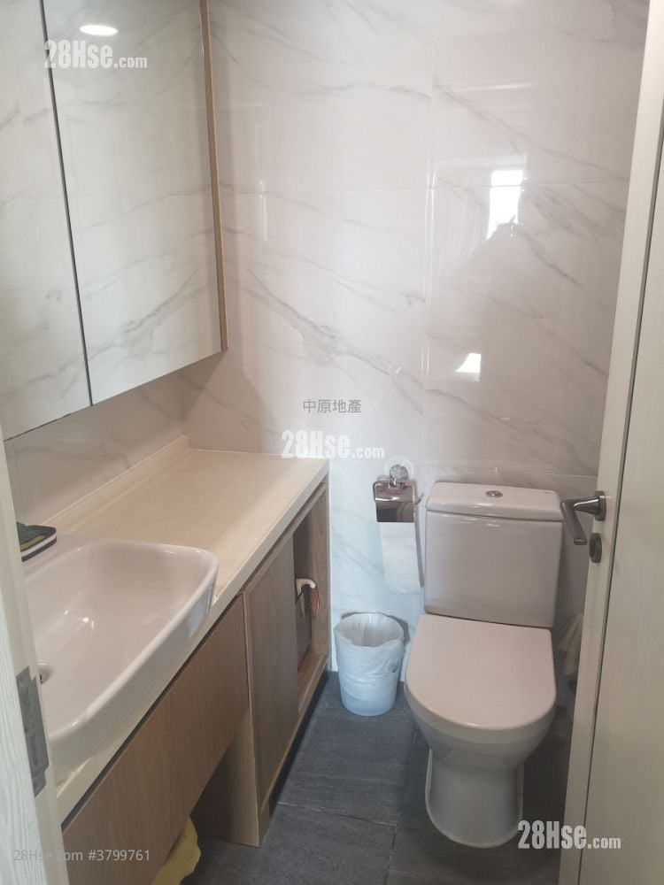 豪门 售盘 3 房 , 2 浴室 870 平方尺