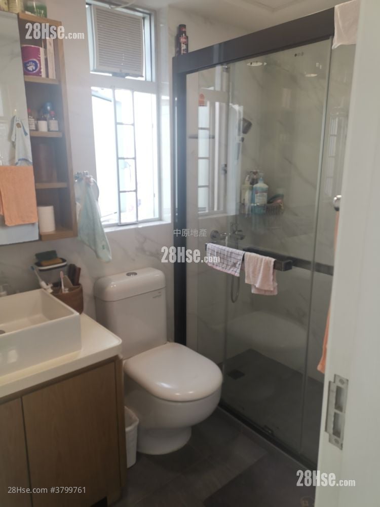 豪门 售盘 3 房 , 2 浴室 870 平方尺