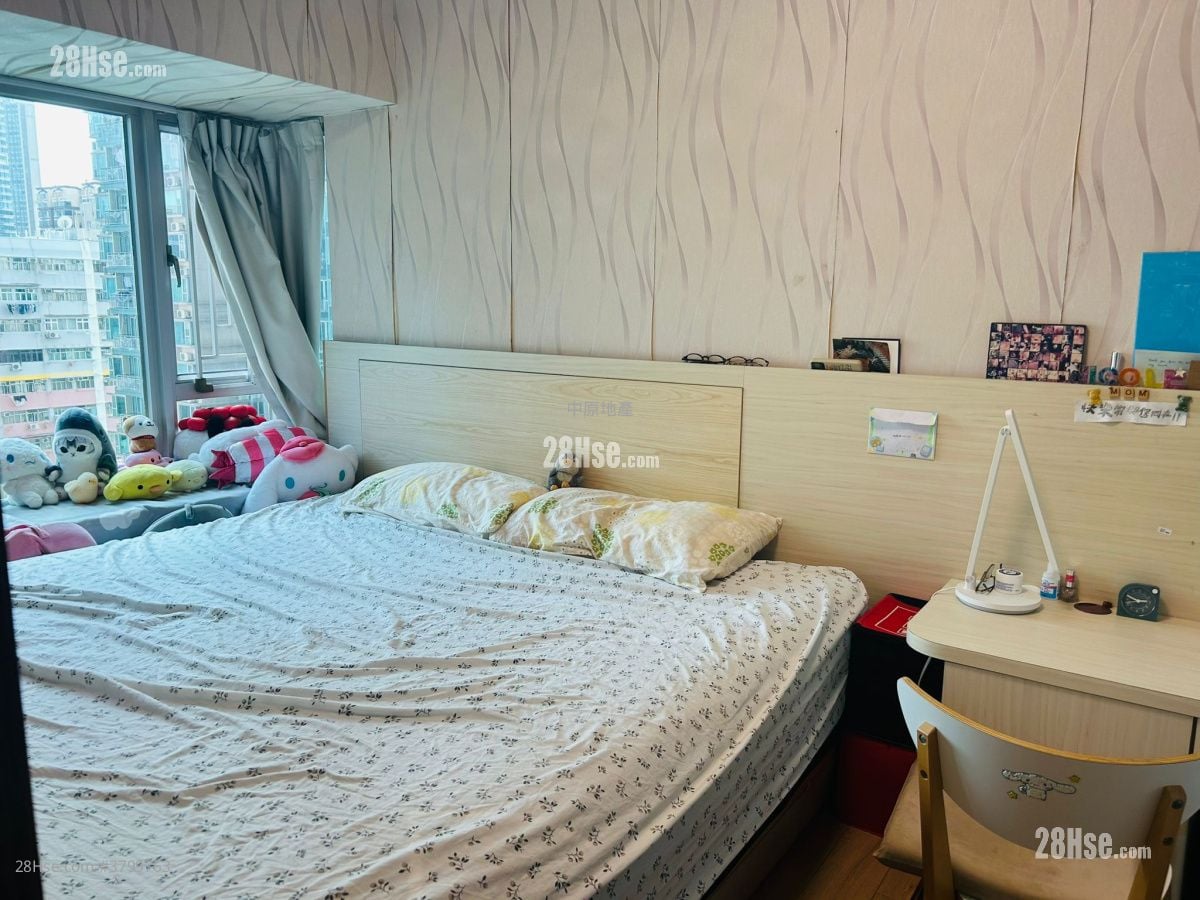 Sky Tower Sell 2 Bedrooms , 1 Bathroom 539 ft²