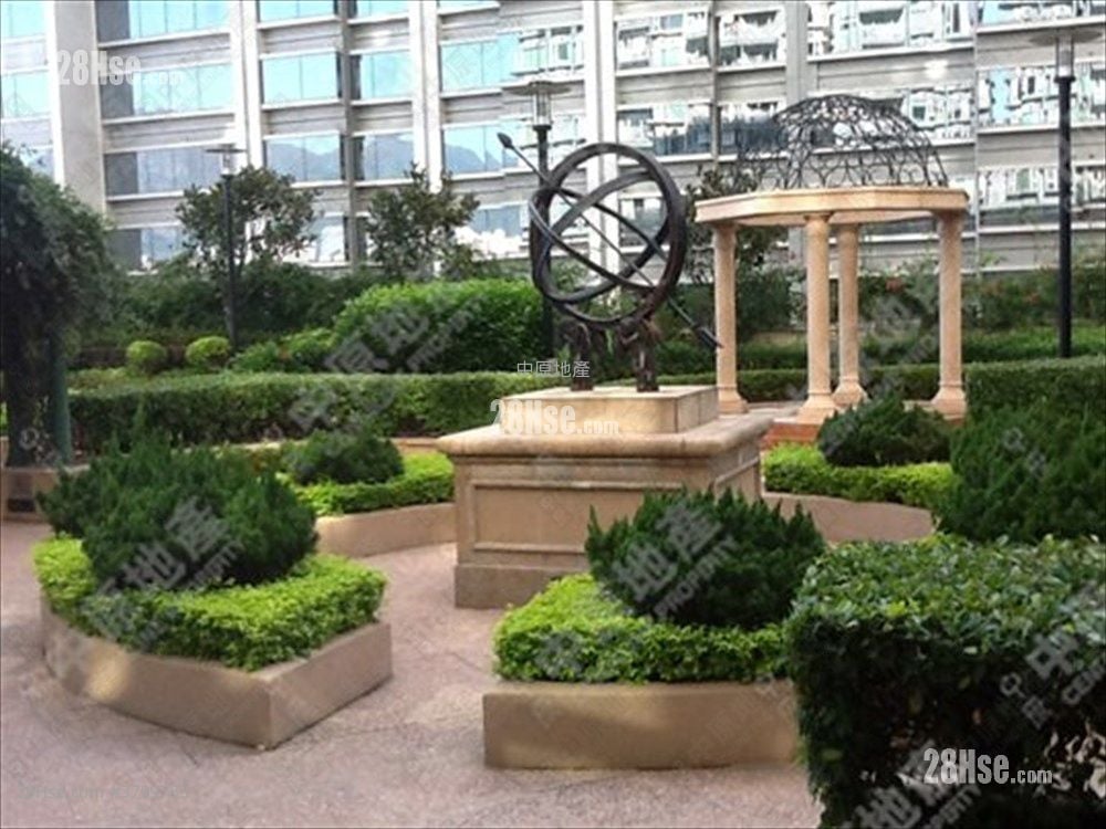 Sky Tower Sell 2 Bedrooms , 1 Bathroom 539 ft²