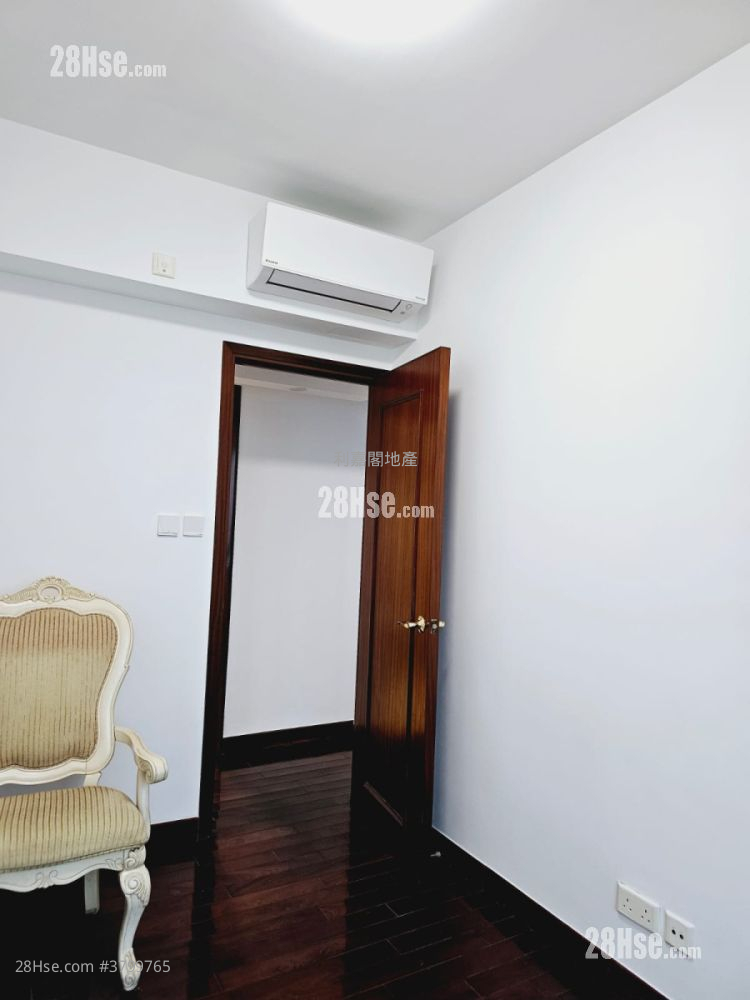 Sky Horizon Rental 3 Bedrooms , 2 Bathrooms 935 ft²