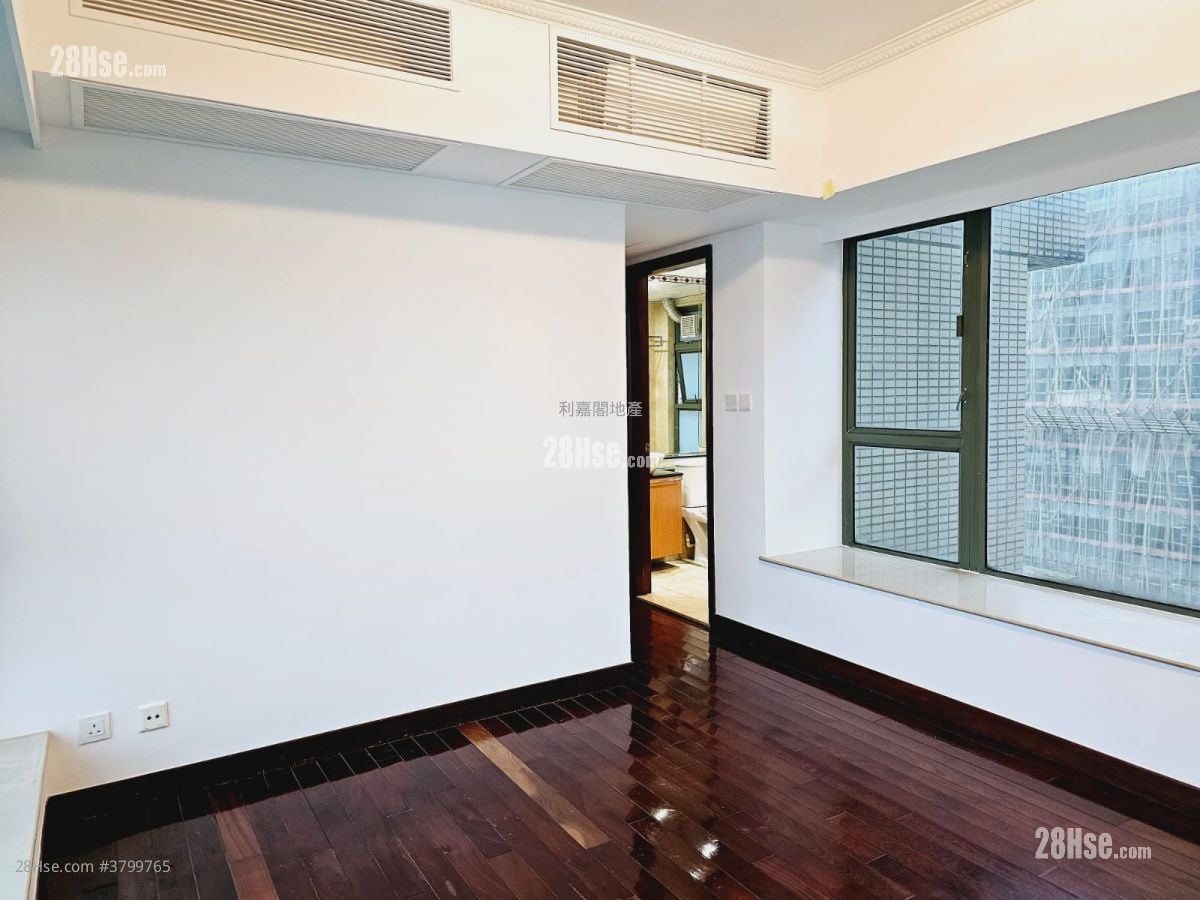 Sky Horizon Rental 3 Bedrooms , 2 Bathrooms 935 ft²