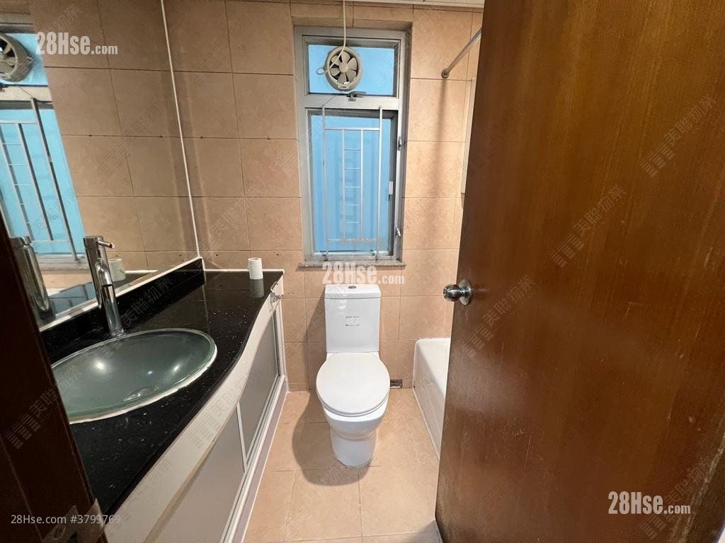 蝶翠峰 售盘 2 房 , 1 浴室 520 平方尺