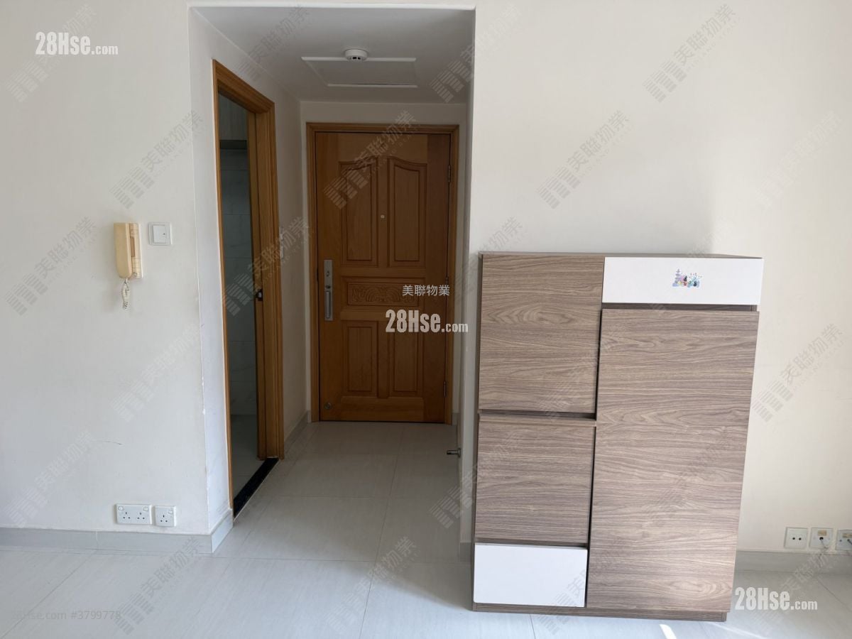 Tsing Yi Garden Sell 3 Bedrooms , 1 Bathroom 547 ft²
