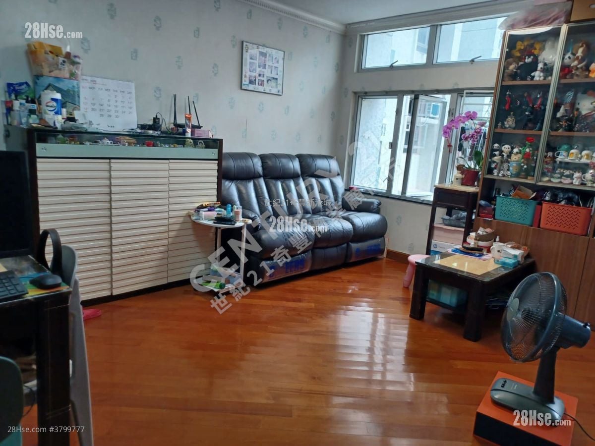 Kam Hay Court Sell 3 Bedrooms , 1 Bathroom