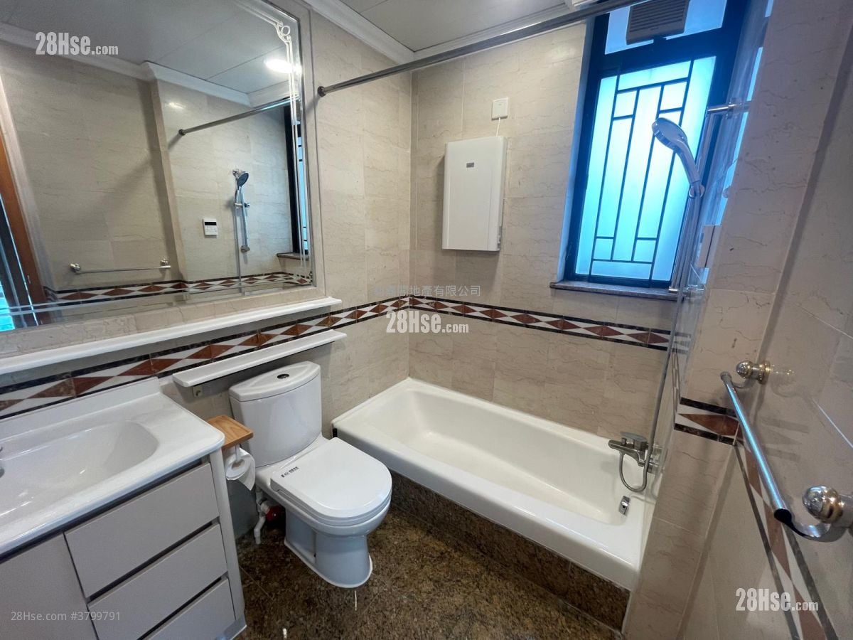 Castello Sell 2 Bedrooms , 1 Bathroom 580 ft²