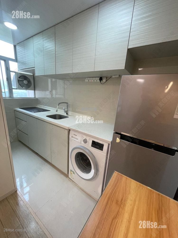 King Lam Estate Sell 1 Bathroom 443 ft²