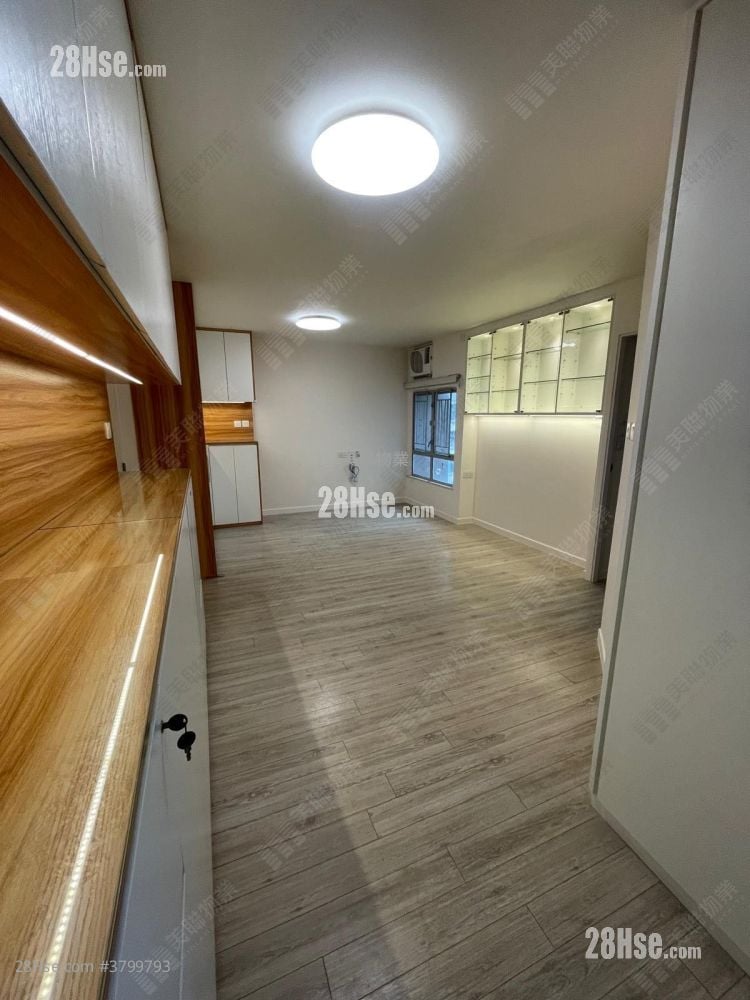 King Lam Estate Sell 1 Bathroom 443 ft²