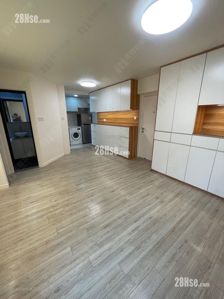 King Lam Estate Sell 1 Bathroom 443 ft²