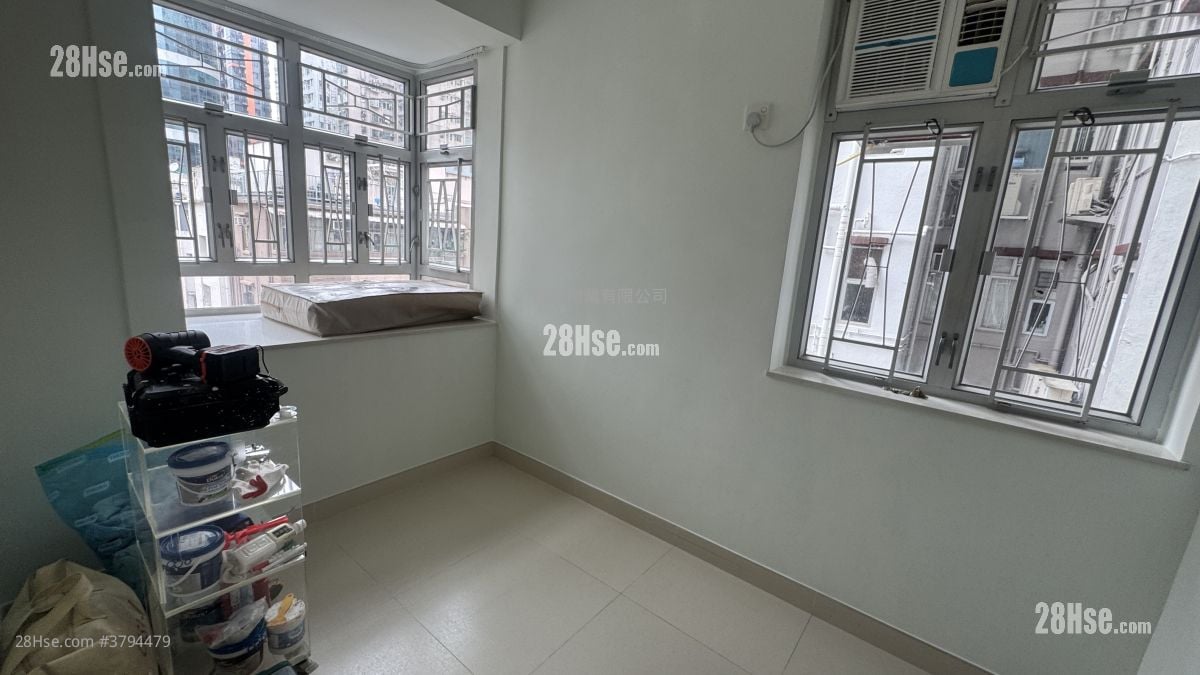 Tung Po Building Rental 2 Bedrooms , 1 Bathroom 341 ft²