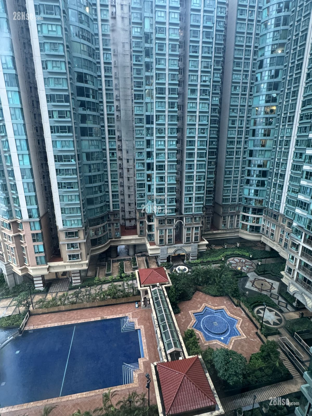 海逸豪园 售盘 2 房 , 1 浴室 592 平方尺