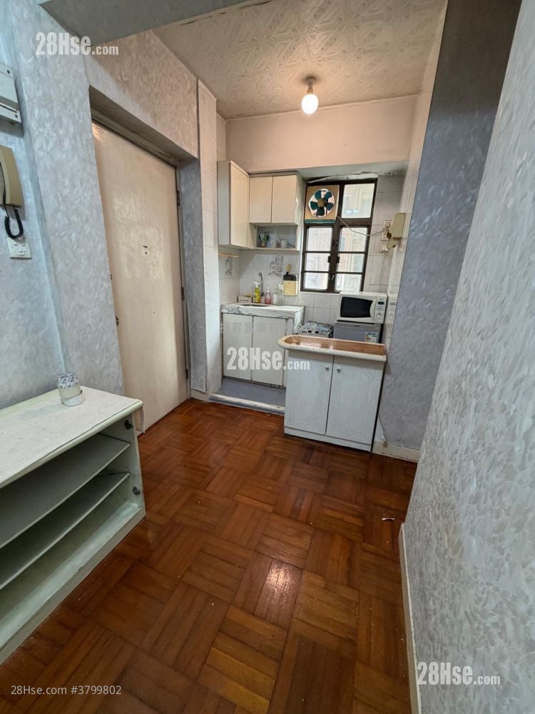 Sung Fu Building Sell 2 Bedrooms , 1 Bathroom 254 ft²