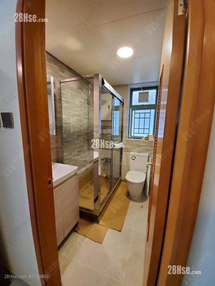 The Grandiose Sell 2 Bedrooms 439 ft²