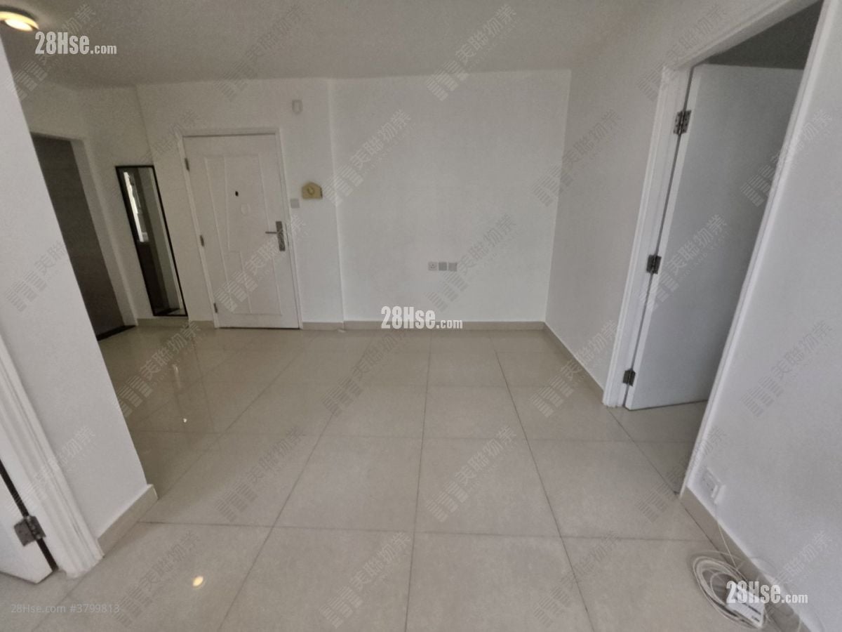 Ching Tai Court Sell 2 Bedrooms , 1 Bathroom 401 ft²
