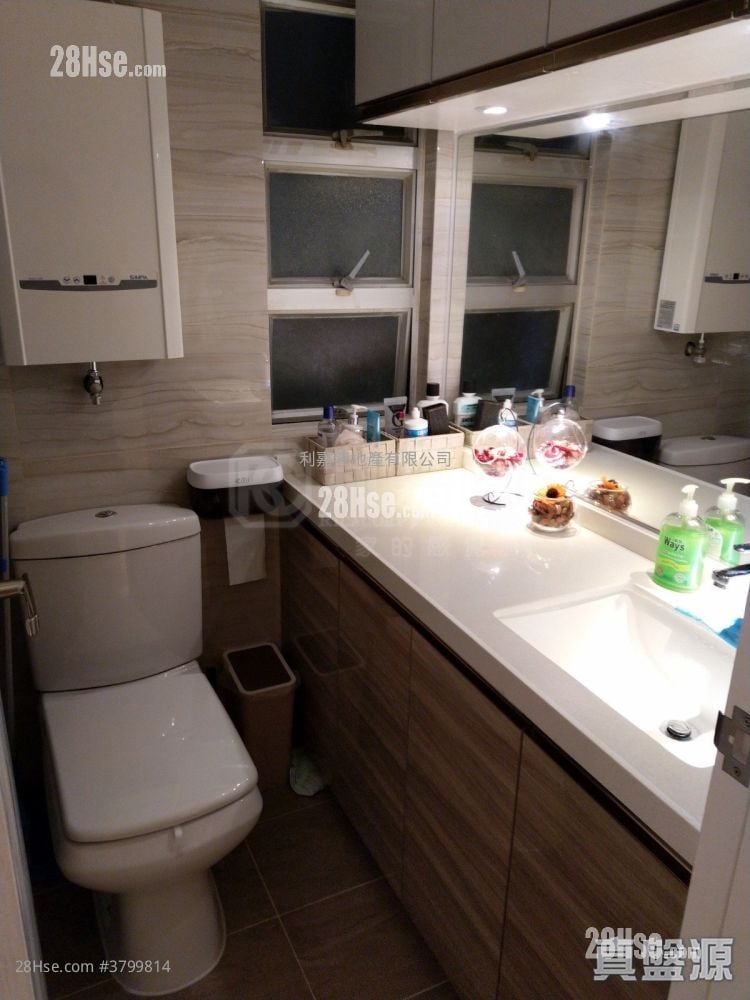 Kingswood Villas Rental 551 ft²