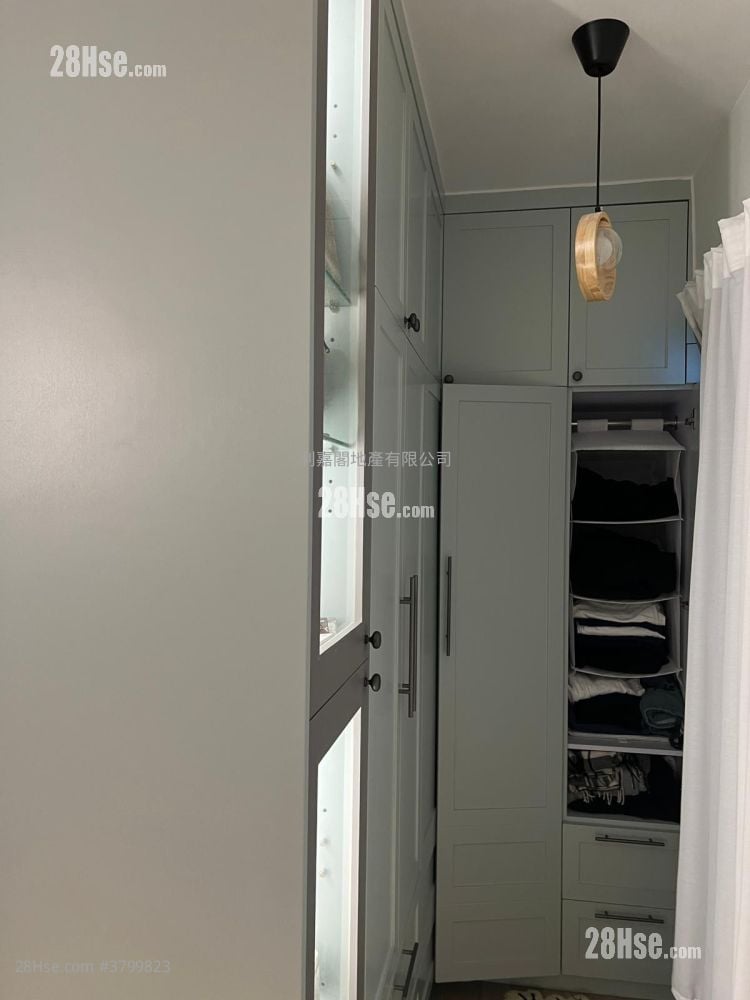 Serene Garden Sell 2 Bedrooms , 1 Bathroom 431 ft²