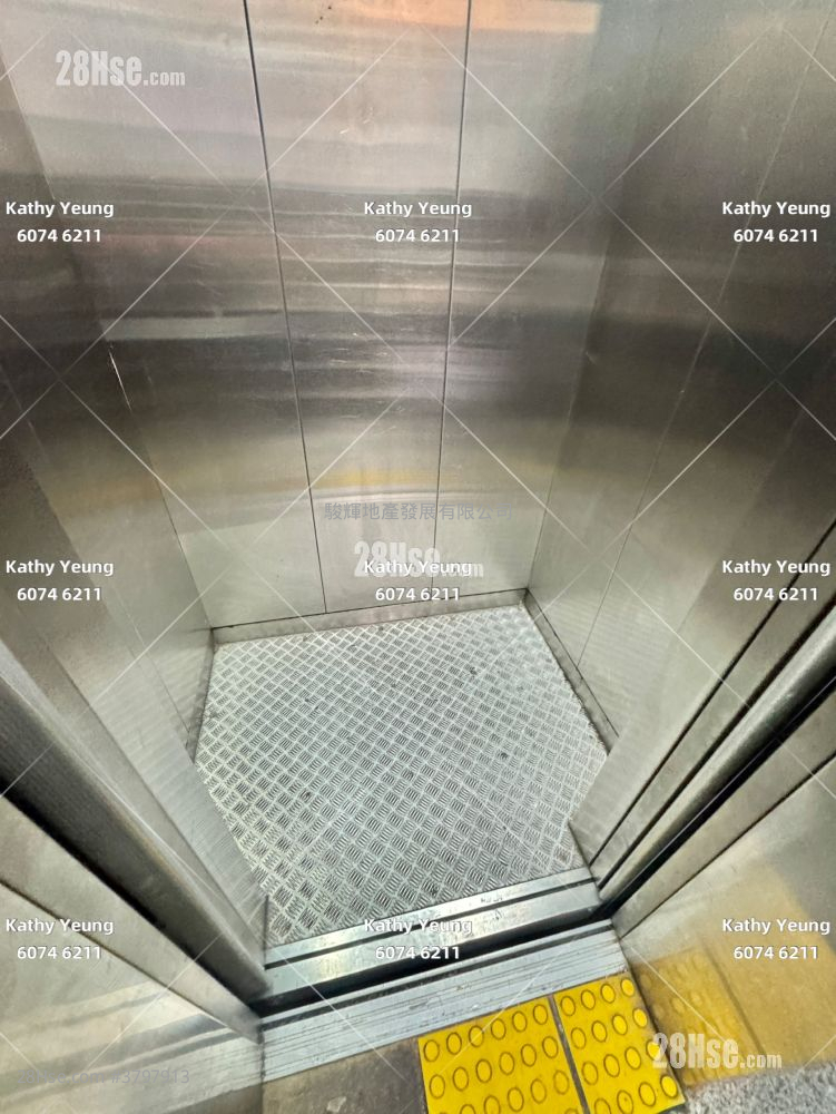 四海大厦 租盘 1 房 , 1 浴室 200 平方尺